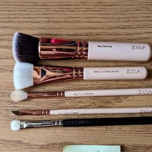 Zoeva Rose Golden Brushes